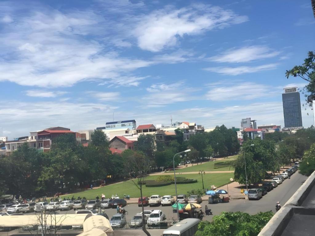 De Art Hotel Phnom Penh Eksteriør billede