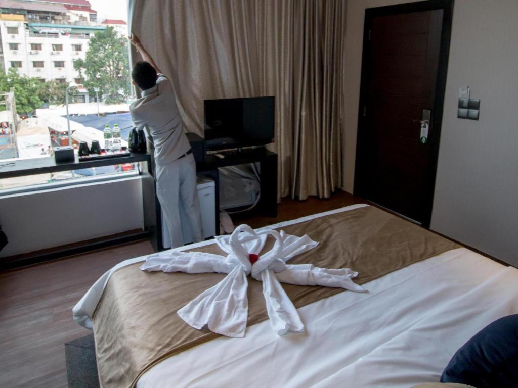 De Art Hotel Phnom Penh Eksteriør billede