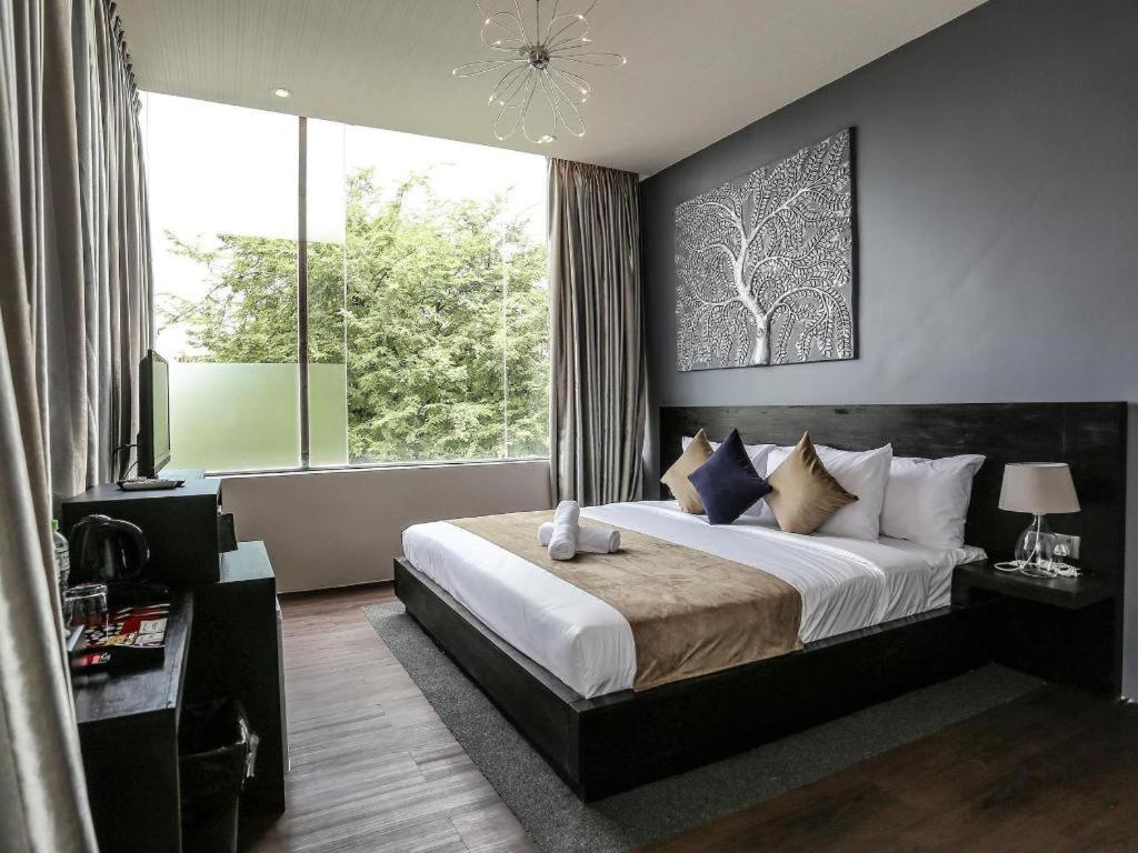 De Art Hotel Phnom Penh Eksteriør billede